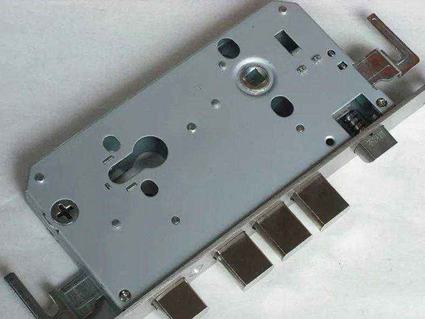 巨野24小时上门开锁公司